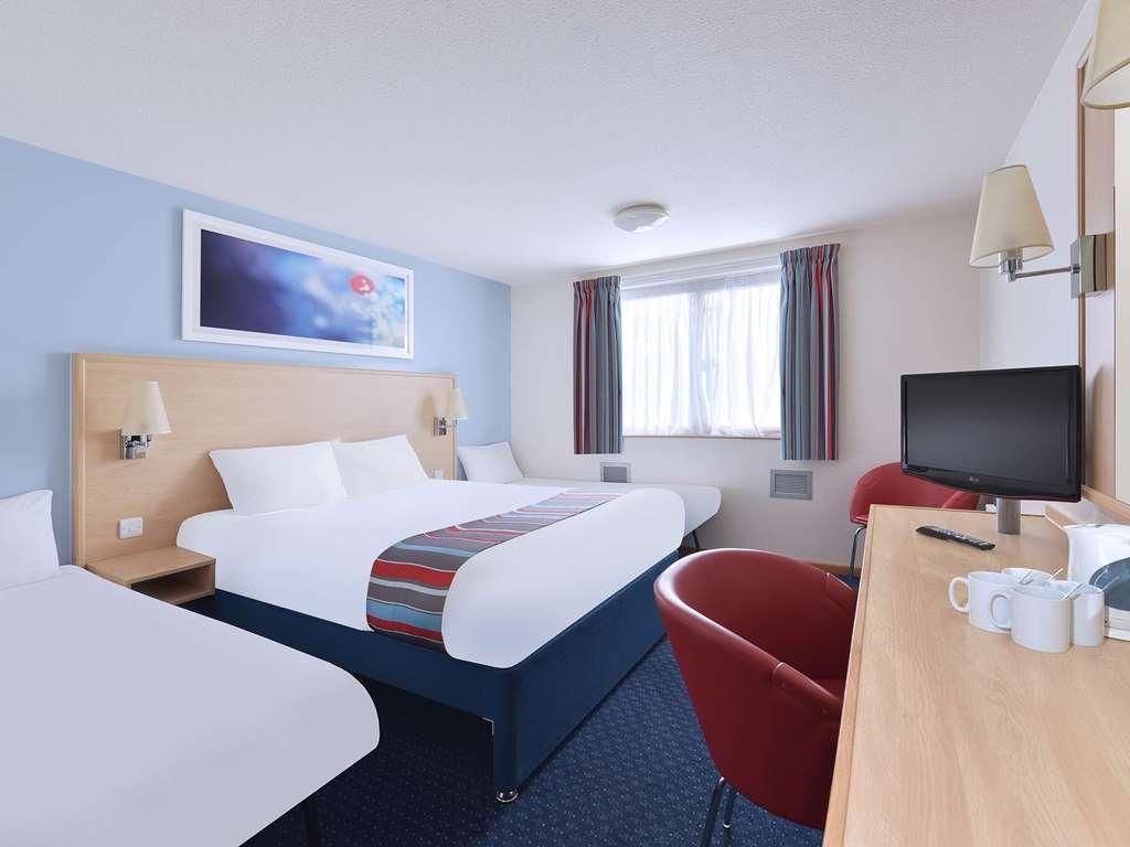 Travelodge Yeovil Podimore Ilchester Phòng bức ảnh